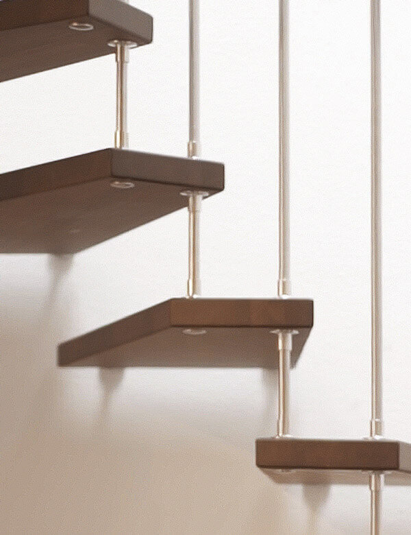 Der Klassiker - Die Bucher-Systemtreppe aus Holz mit tragendem Handlauf - Mood 1